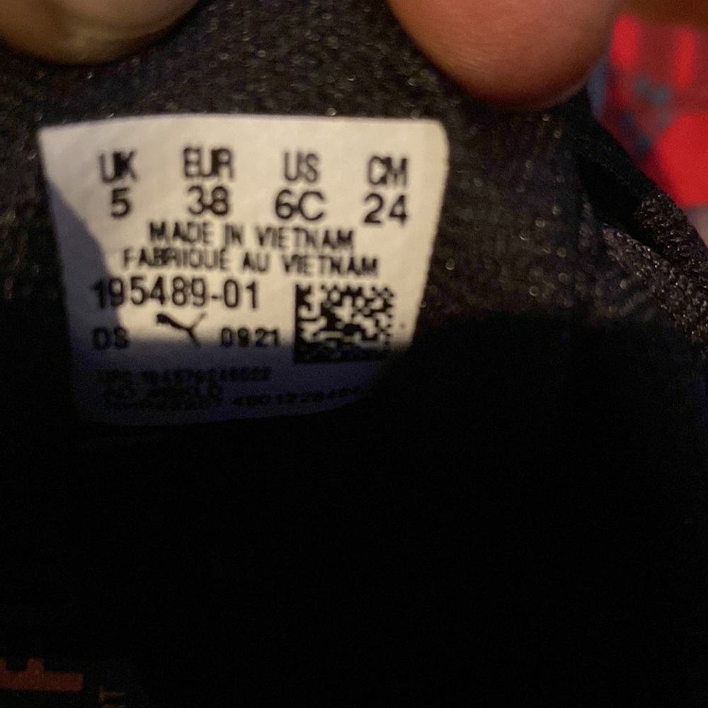 PUMA - Picture 5 of 5